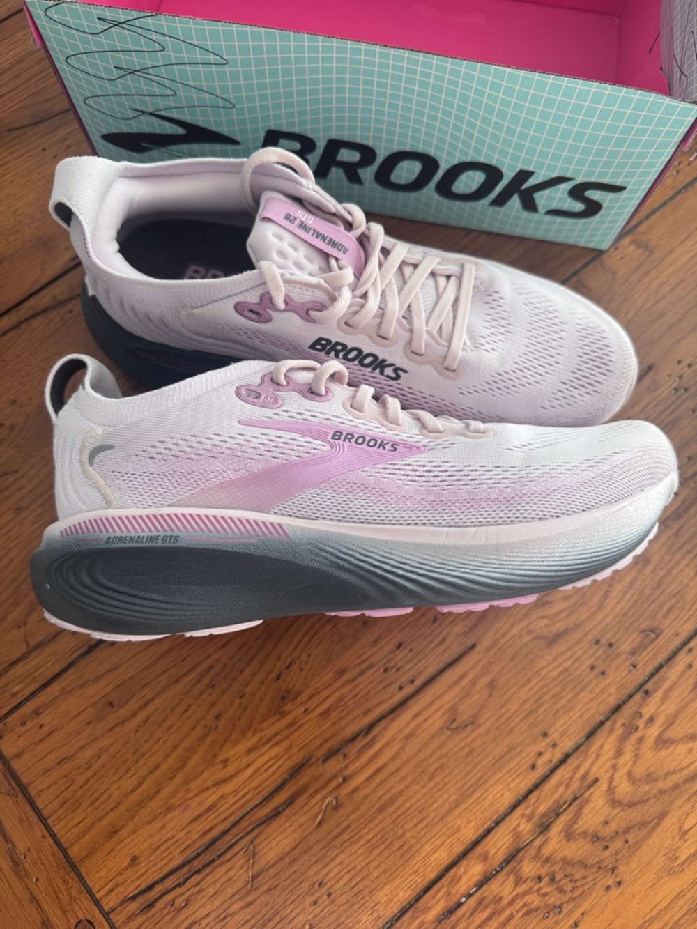 Brooks Women's Adrenaline GTS 25 Mauve Ebony Pink Size 8.5 - Picture 2 of 7